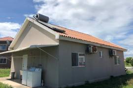 2 Bedrooms 1 Bathrooms, House for Sale in Greater Portmore