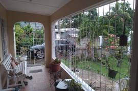 5 Bedrooms 4 Bathrooms, House for Sale in Ocho Rios