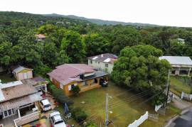 3 Bedrooms 2 Bathrooms, House for Sale in Saint Ann's Bay