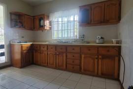 6 Bedrooms 5 Bathrooms, House for Sale in Walderston