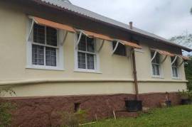 4 Bedrooms 3 Bathrooms, House for Sale in Mandeville