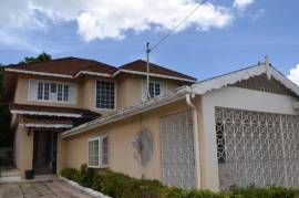 6 Bedrooms 3 Bathrooms, House for Sale in Montego Bay