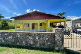 10 Bedrooms 10 Bathrooms, House for Sale in Ocho Rios