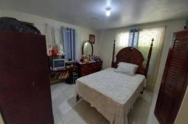 5 Bedrooms 5 Bathrooms, House for Sale in Santa Cruz