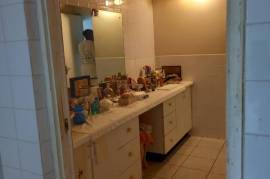 5 Bedrooms 3 Bathrooms, House for Sale in Guanaboa Vale