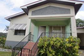 5 Bedrooms 4 Bathrooms, House for Sale in Mandeville