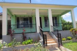 5 Bedrooms 4 Bathrooms, House for Sale in Mandeville