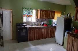 6 Bedrooms 3 Bathrooms, House for Sale in Kingston 7