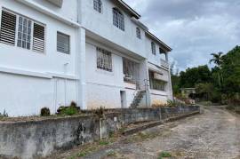 7 Bedrooms 5 Bathrooms, House for Sale in Browns Town