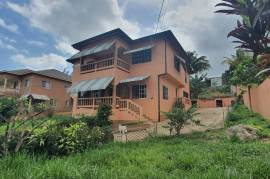 5 Bedrooms 3 Bathrooms, House for Sale in Hat Field