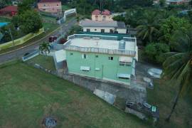 4 Bedrooms 3 Bathrooms, House for Sale in Linstead