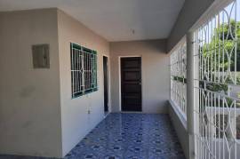 5 Bedrooms 3 Bathrooms, House for Sale in Kingston 2