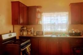 4 Bedrooms 3 Bathrooms, House for Sale in Spanish Town