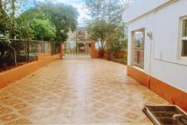 4 Bedrooms 3 Bathrooms, House for Sale in Spanish Town