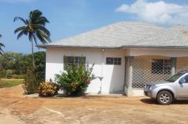 3 Bedrooms 5 Bathrooms, House for Sale in Treasure Beach