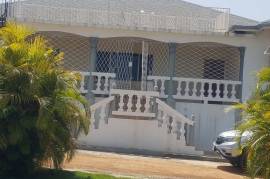 3 Bedrooms 5 Bathrooms, House for Sale in Treasure Beach