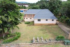 5 Bedrooms 4 Bathrooms, House for Sale in Mandeville