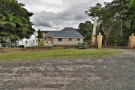 5 Bedrooms 4 Bathrooms, House for Sale in Mandeville