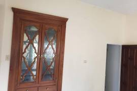 5 Bedrooms 3 Bathrooms, House for Sale in Hopewell