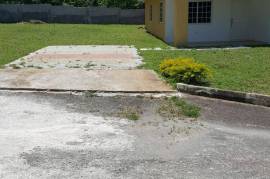 2 Bedrooms 2 Bathrooms, House for Sale in Ocho Rios