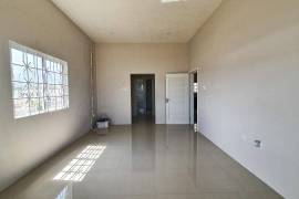 2 Bedrooms 3 Bathrooms, House for Sale in May Pen