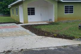 2 Bedrooms 2 Bathrooms, House for Sale in Ocho Rios