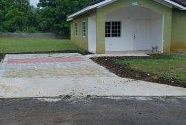 2 Bedrooms 2 Bathrooms, House for Sale in Ocho Rios