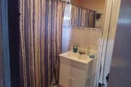 4 Bedrooms 3 Bathrooms, House for Sale in Kingston 10