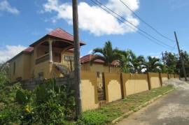 6 Bedrooms 4 Bathrooms, House for Sale in Kingston 9