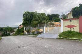 5 Bedrooms 3 Bathrooms, House for Sale in Montego Bay