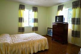 3 Bedrooms 1 Bathrooms, House for Sale in Mandeville