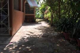 2 Bedrooms 3 Bathrooms, House for Sale in Little London