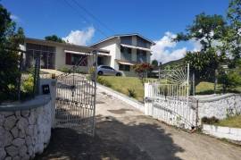 5 Bedrooms 4 Bathrooms, House for Sale in Mandeville