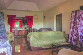 5 Bedrooms 3 Bathrooms, House for Sale in Mandeville