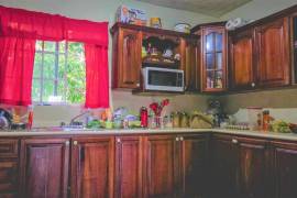 5 Bedrooms 3 Bathrooms, House for Sale in Mandeville