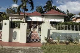 4 Bedrooms 4 Bathrooms, House for Sale in Mandeville