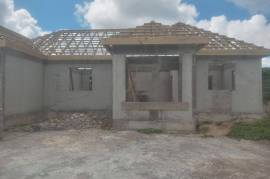 3 Bedrooms 2 Bathrooms, House for Sale in Spanish Town