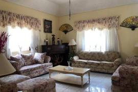 2 Bedrooms 2 Bathrooms, House for Sale in Moneague