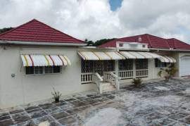 4 Bedrooms 3 Bathrooms, House for Sale in Mandeville