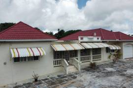 4 Bedrooms 3 Bathrooms, House for Sale in Mandeville