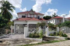 9 Bedrooms 5 Bathrooms, House for Sale in Spanish Town