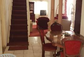 9 Bedrooms 5 Bathrooms, House for Sale in Spanish Town