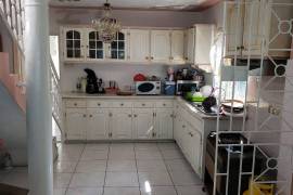 9 Bedrooms 5 Bathrooms, House for Sale in Spanish Town