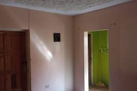 7 Bedrooms 3 Bathrooms, House for Sale in Spanish Town