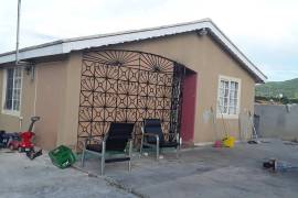 2 Bedrooms 2 Bathrooms, House for Sale in Montego Bay