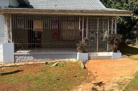 4 Bedrooms 3 Bathrooms, House for Sale in Mandeville