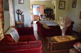 3 Bedrooms 1 Bathrooms, House for Sale in Spur Tree