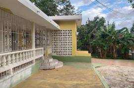 5 Bedrooms 4 Bathrooms, House for Sale in Montego Bay