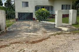 4 Bedrooms 3 Bathrooms, House for Sale in Mandeville