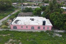 5 Bedrooms 4 Bathrooms, House for Sale in Spanish Town